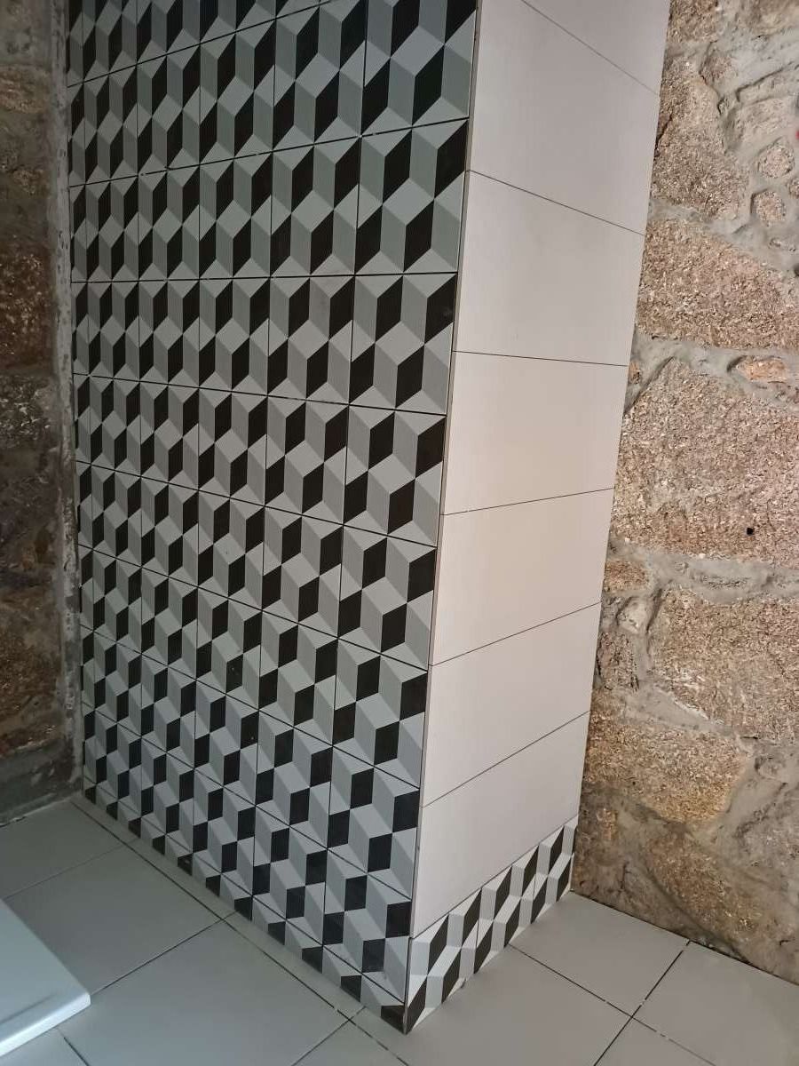 Rafael Stumpf - Porto - Instalação de Alcatifa