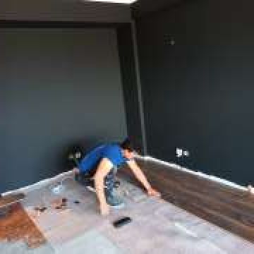 Rafael Stumpf - Porto - Instalação de Alcatifa