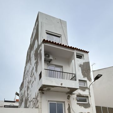 Arte em Tinta - Lisboa - Instalação ou Substituição de Telhado