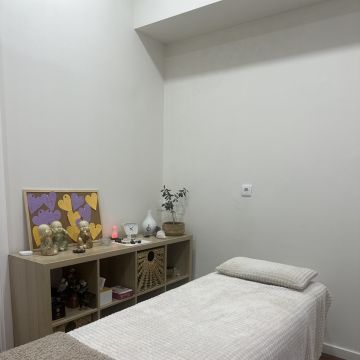 Andreia Santos | Terapeuta Transpessoal & Intuitiva - Vila Nova de Gaia - Massagem Profunda