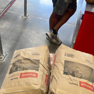 Mãos na Obra  Remodelações - Seixal - Bodenfliesen verlegen