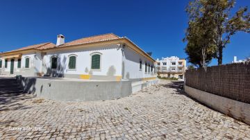 Strato Alto padrão - Faro - Malerarbeiten an Gebäuden