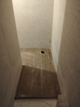 MR-Constrcoes- Ritmos inf un, lda - Montijo - Stone or Tile Flooring Installation