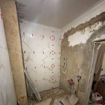 Mãos na Obra  Remodelações - Seixal - Trockenbau reparieren und Oberflächenstruktur geben