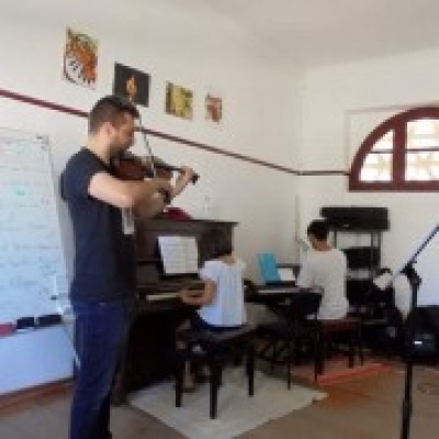 Marco Crisóstomo - Loures - Violin Lessons