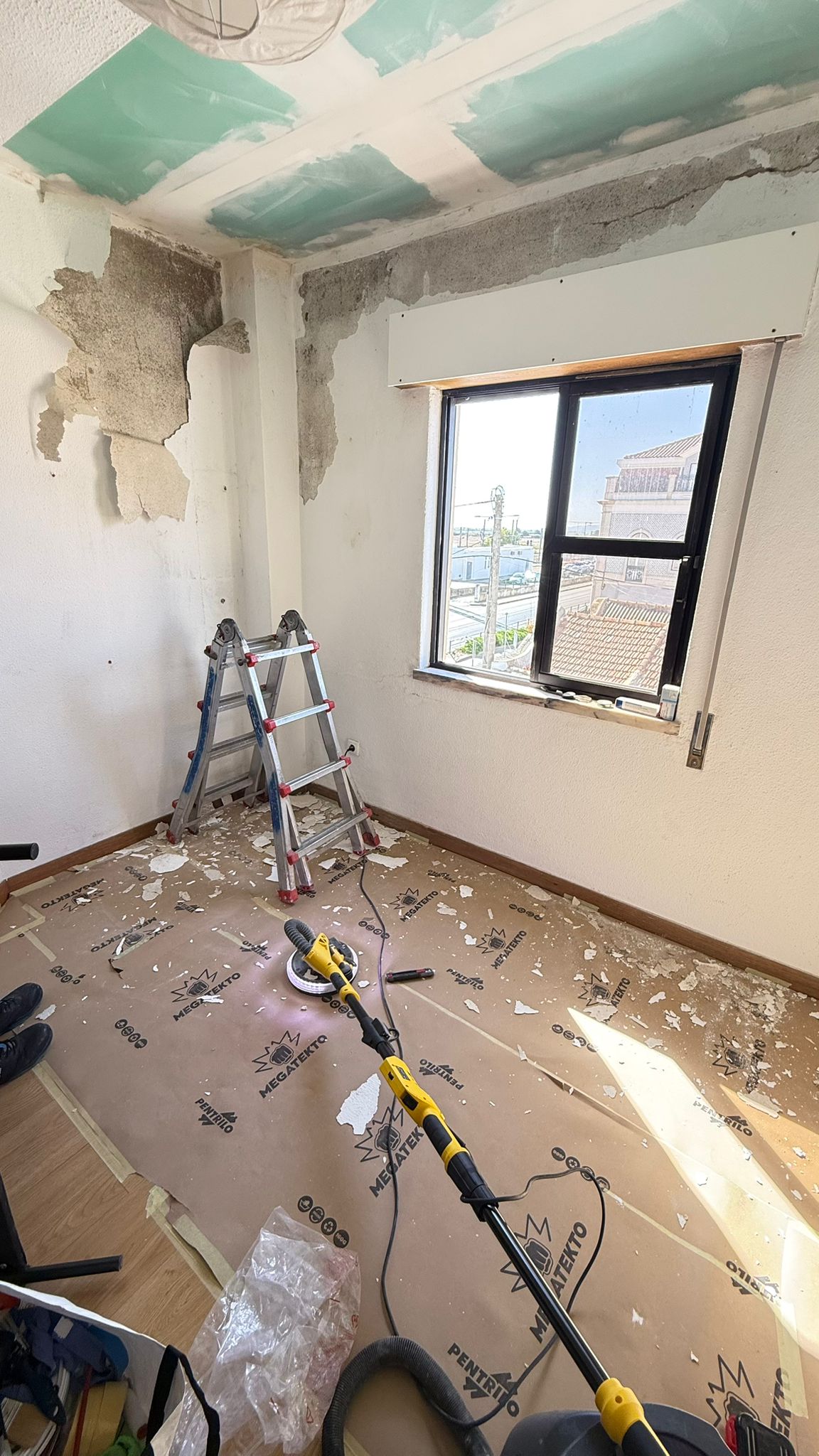 Claudio Junior - Azambuja - Construção de Cinema em Casa