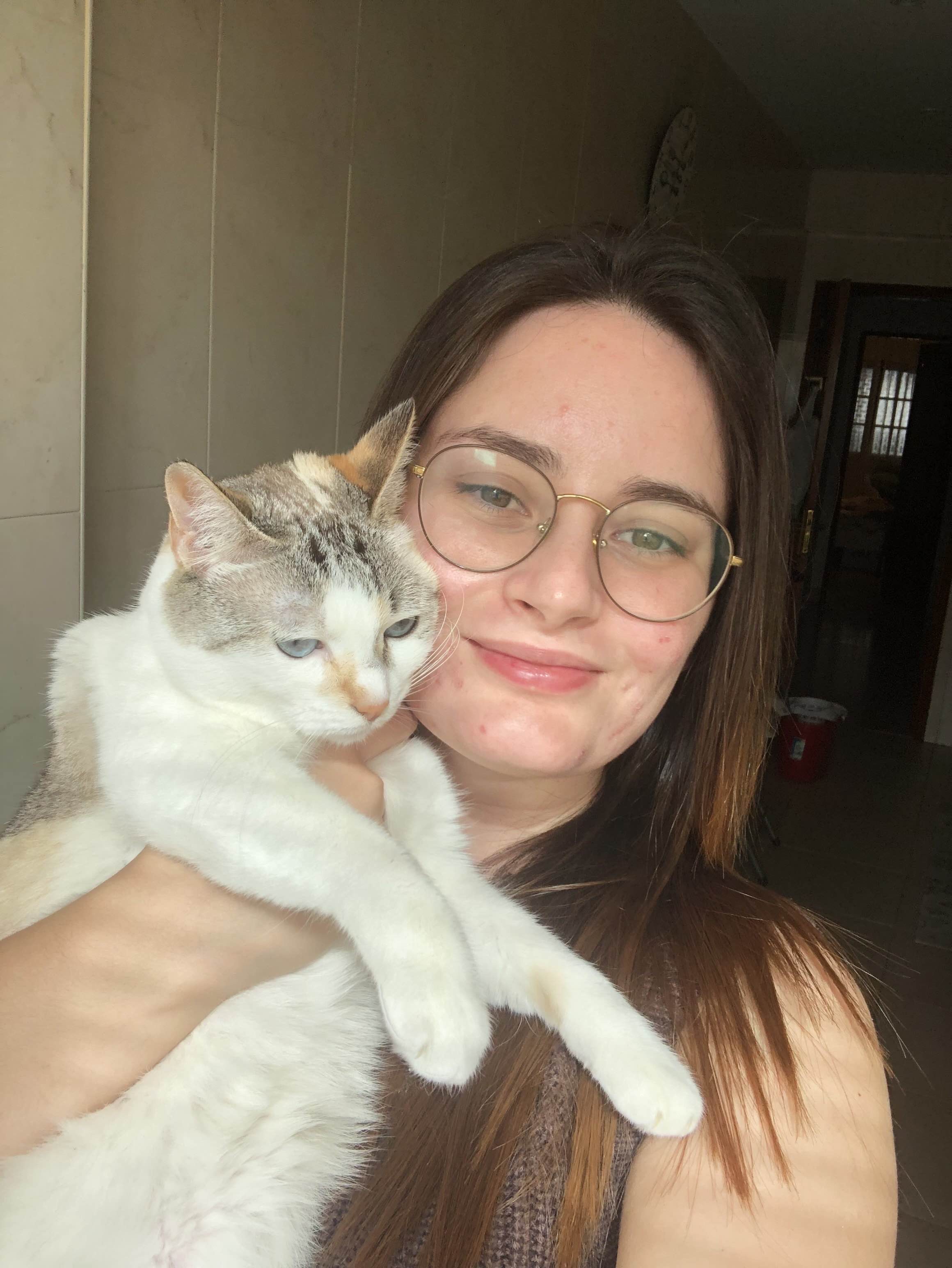 Nicole Mendes - Almada - Baths and Grooming for Animals