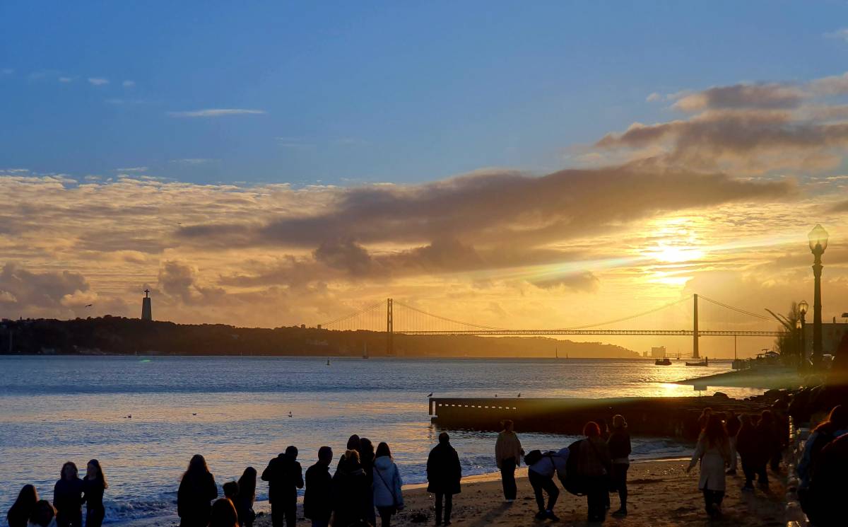A Small Piece of Land - Lisboa - Tour Guiding