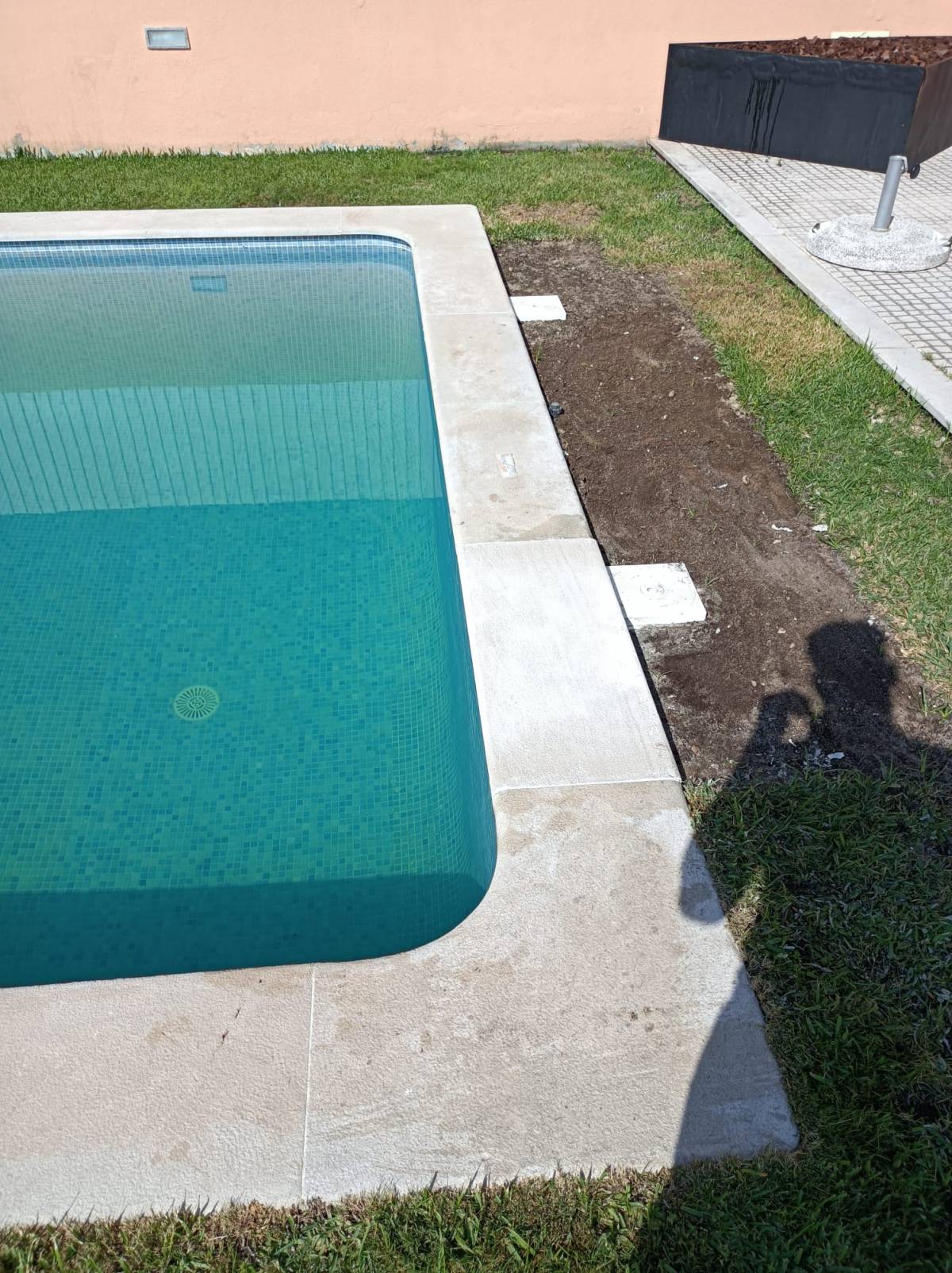 Wf Construção e Remodelação - Seixal - Fensterladen montieren