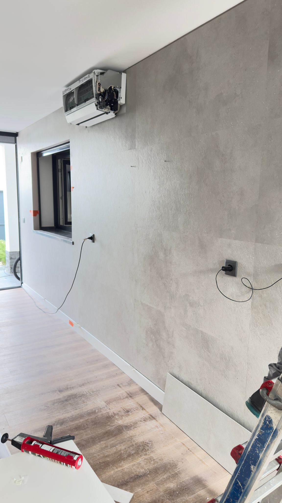 Claudio Junior - Azambuja - Reparação de Piscina