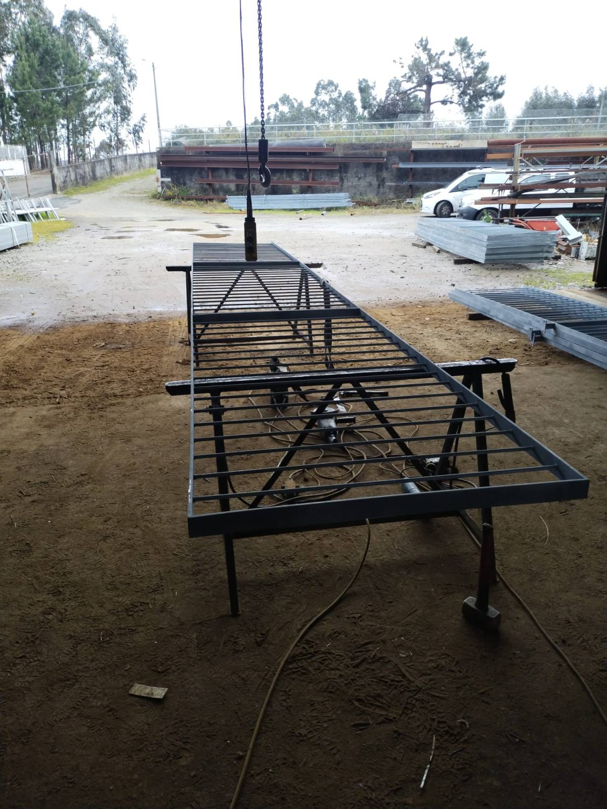 Franklin Mendoza - Santa Maria da Feira - Roof Installation or Replacement