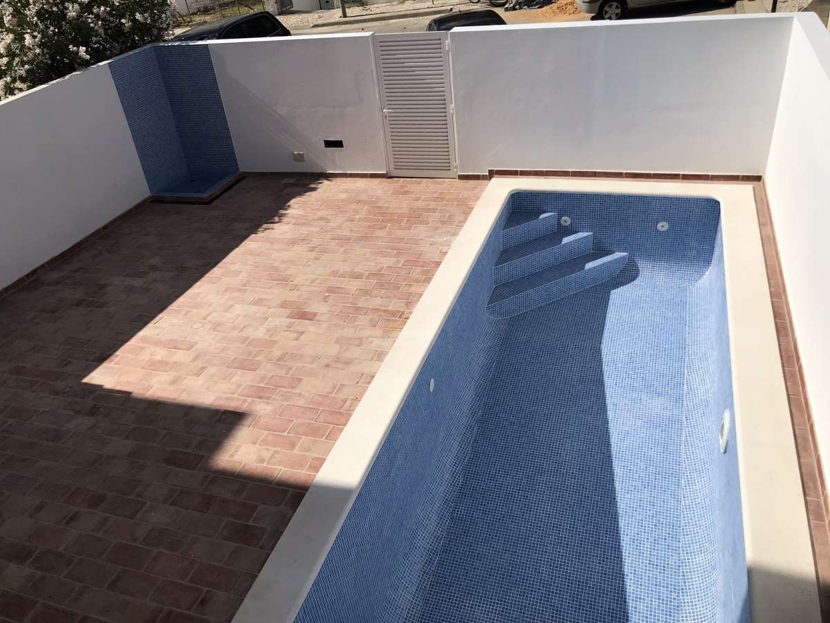 Carlos valente - Lisboa - Hot Tub and Spa Installation
