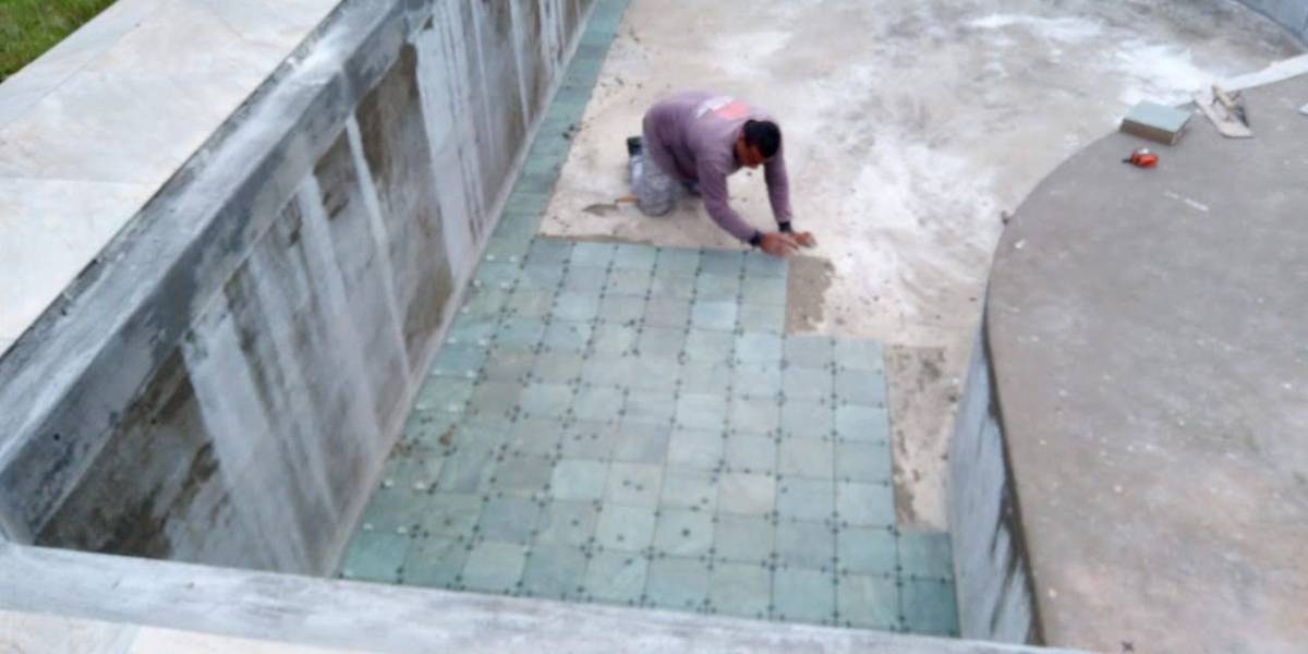 Paulo Barbosa - Vila Nova de Gaia - Floor Tiling