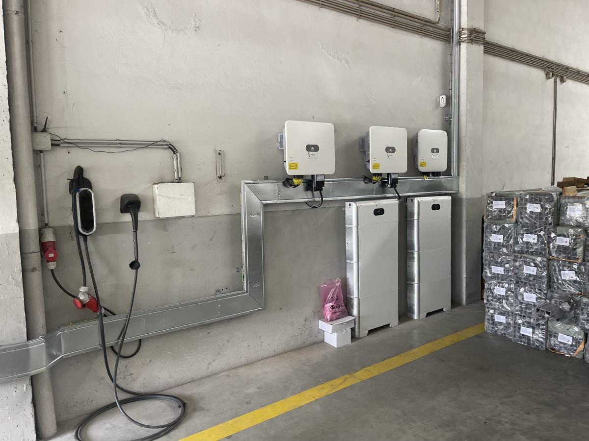 Jc instalações elétricas - Valongo - Reparatur von Lichtschaltern und Steckdosen
