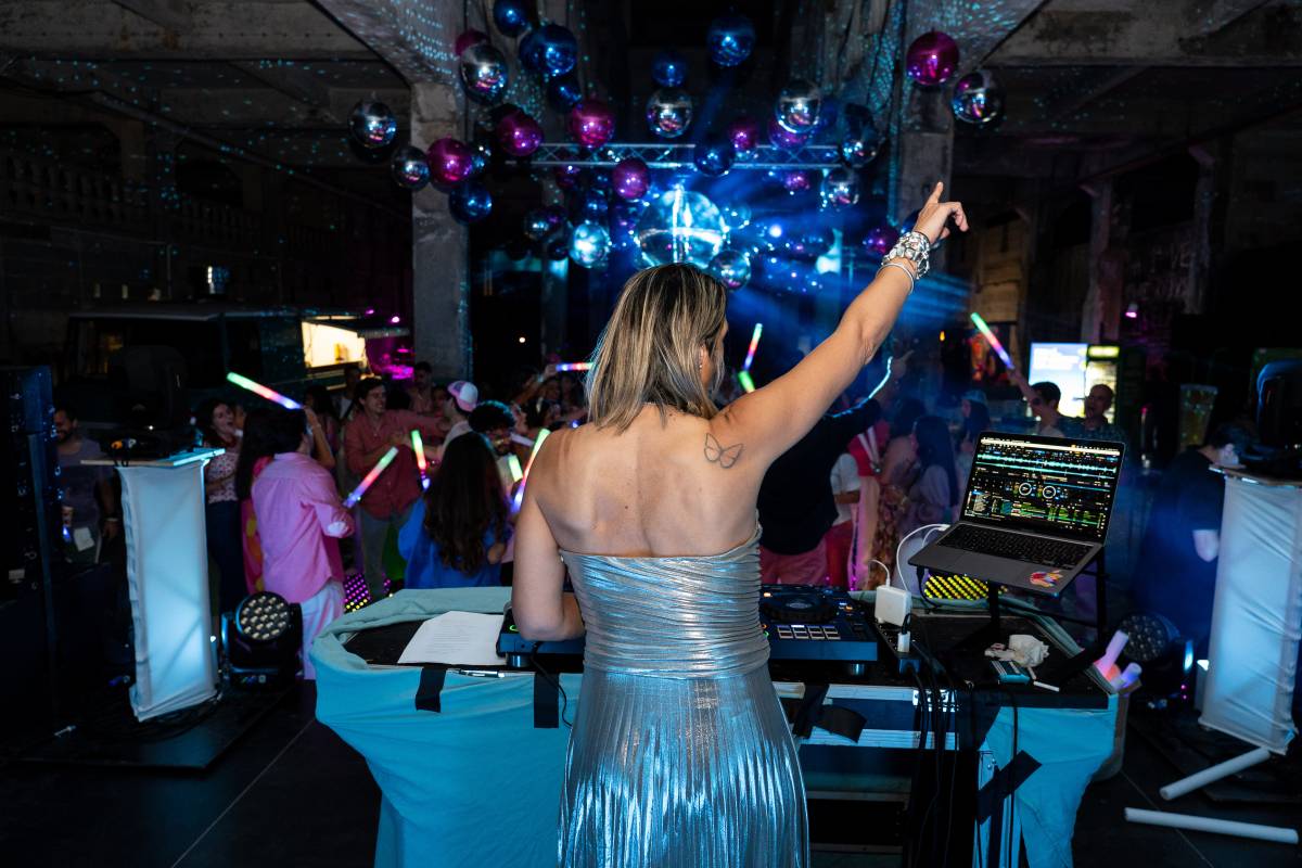 DJ Pixie - Amadora - DJ pour fêtes et événements
