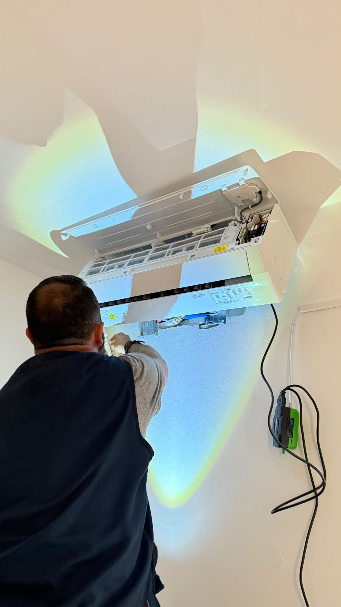 Claudio Junior - Azambuja - Reparação ou Ajuste de Alarme