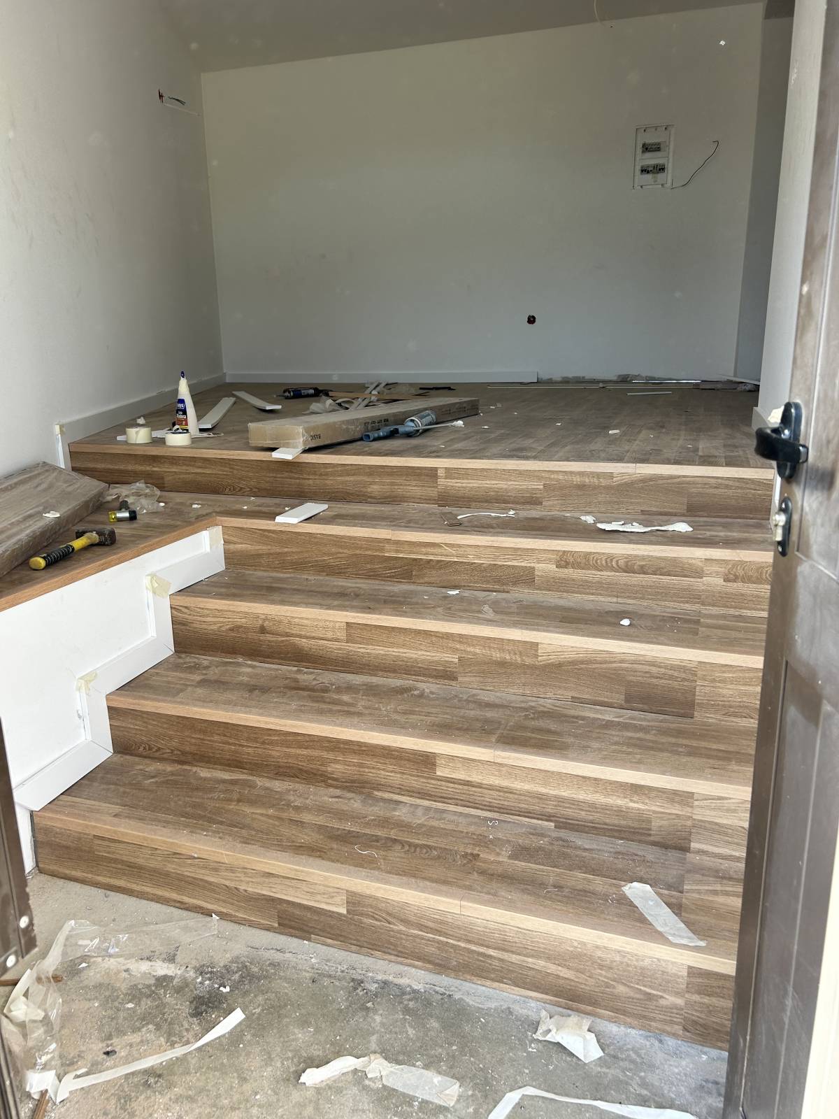 Diogo Ferreira - Vila Nova de Famalicão - Schrank reparieren