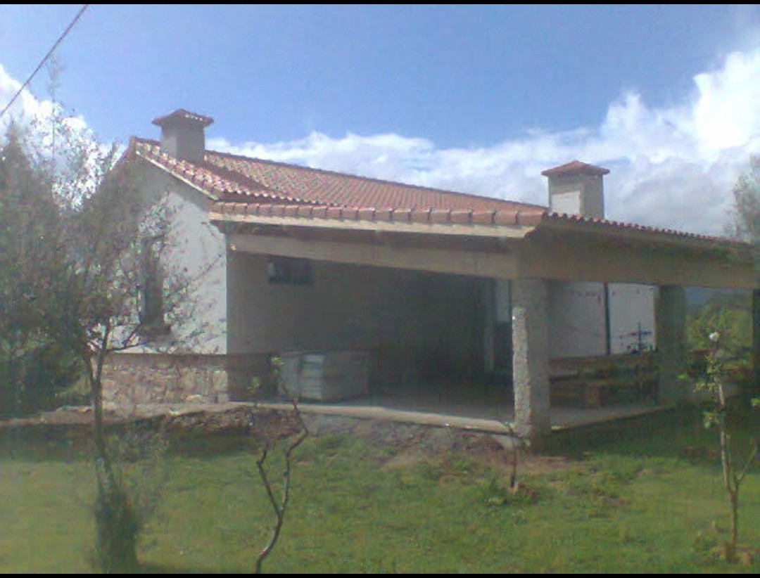 B3Bwork - Lousada - Stone or Tile Flooring Repair or Partial Replacement