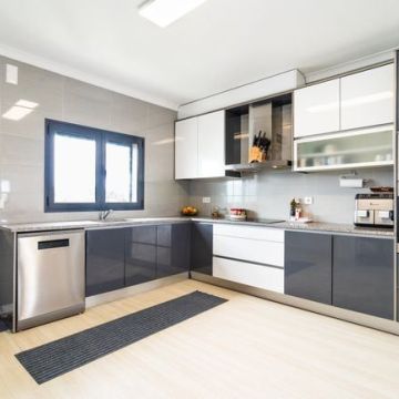 Lumen Ativos imobiliários - Marinha Grande - Pose de sols en pierre ou en carrelage