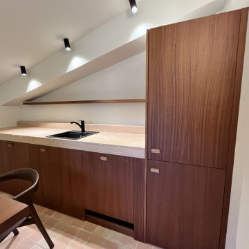 Diogo Ferreira - Vila Nova de Famalicão - Schrank umbauen