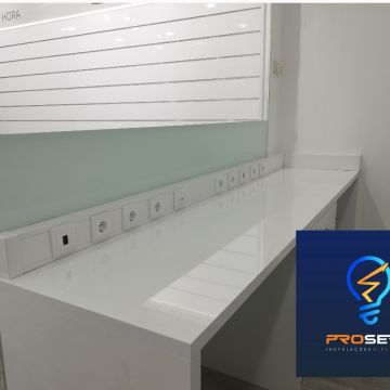 proserv - Braga - Circuit Breaker Panel or Fuse Box Repair