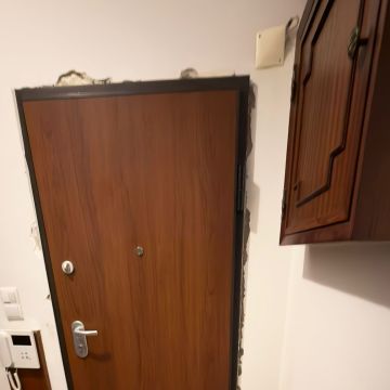 Claudio Junior - Azambuja - Instalação ou Substituição de Tubagem de Ventilação