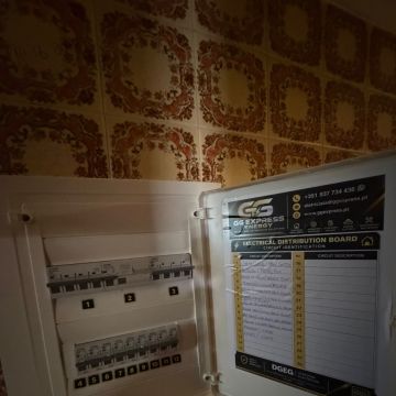 GG EXPRESS ENERGY - Coimbra - Reparatur von Lichtschaltern und Steckdosen