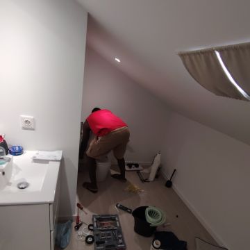 Superfície Genuína - Cascais - Installation de lavabo et robinet