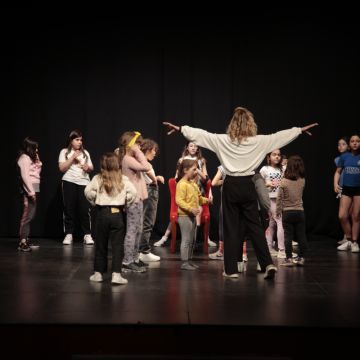 Margarida Pialgata - Cascais - Espetáculo de Comédia