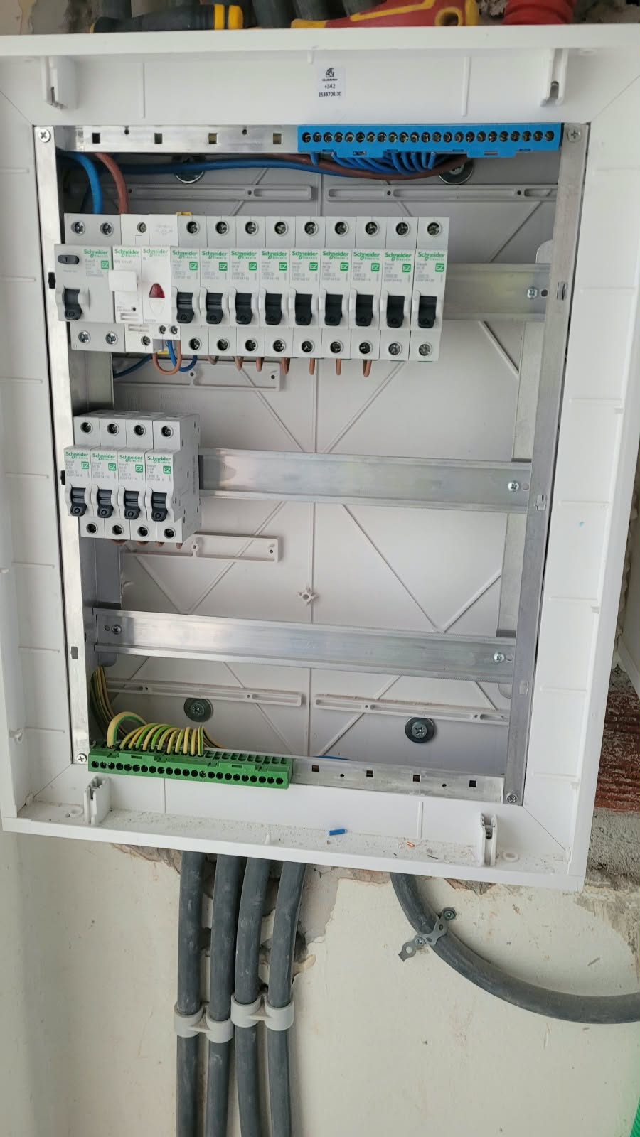 HDFS soluções elétricas ltda. - Moita - Instalação de Painel Solar