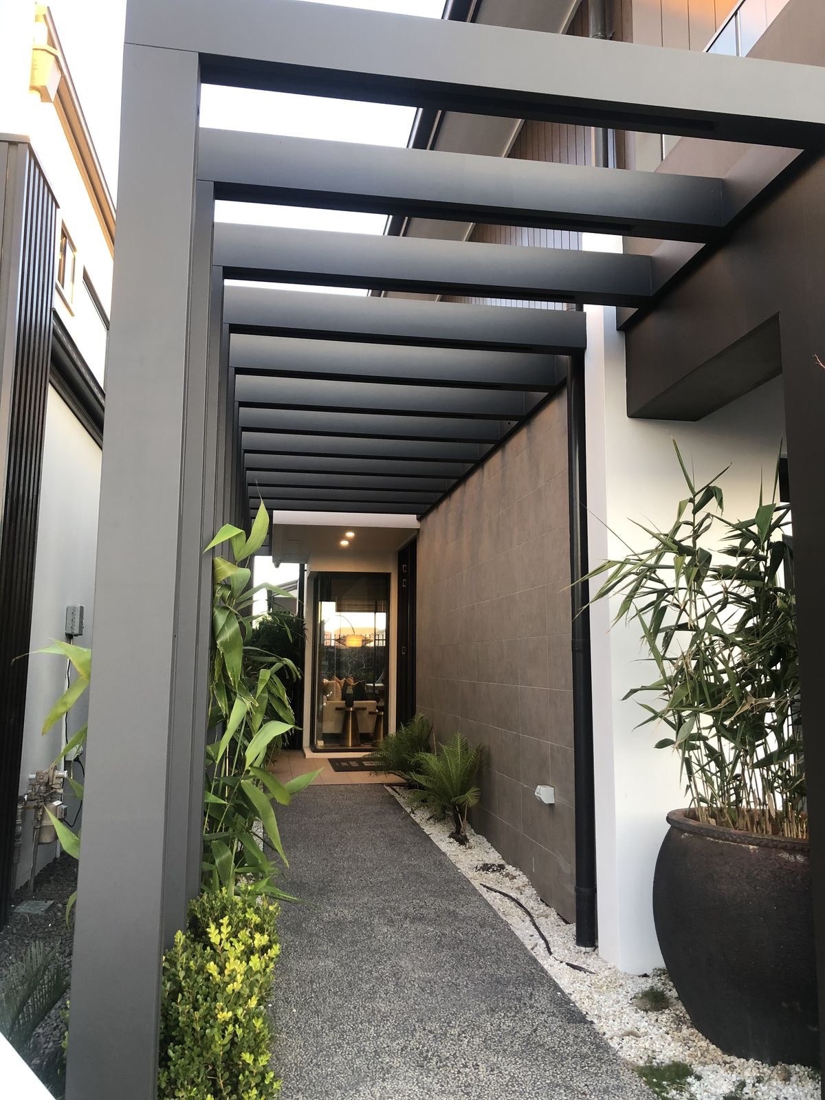 Jg world Steel - Águeda - Dachreinigung
