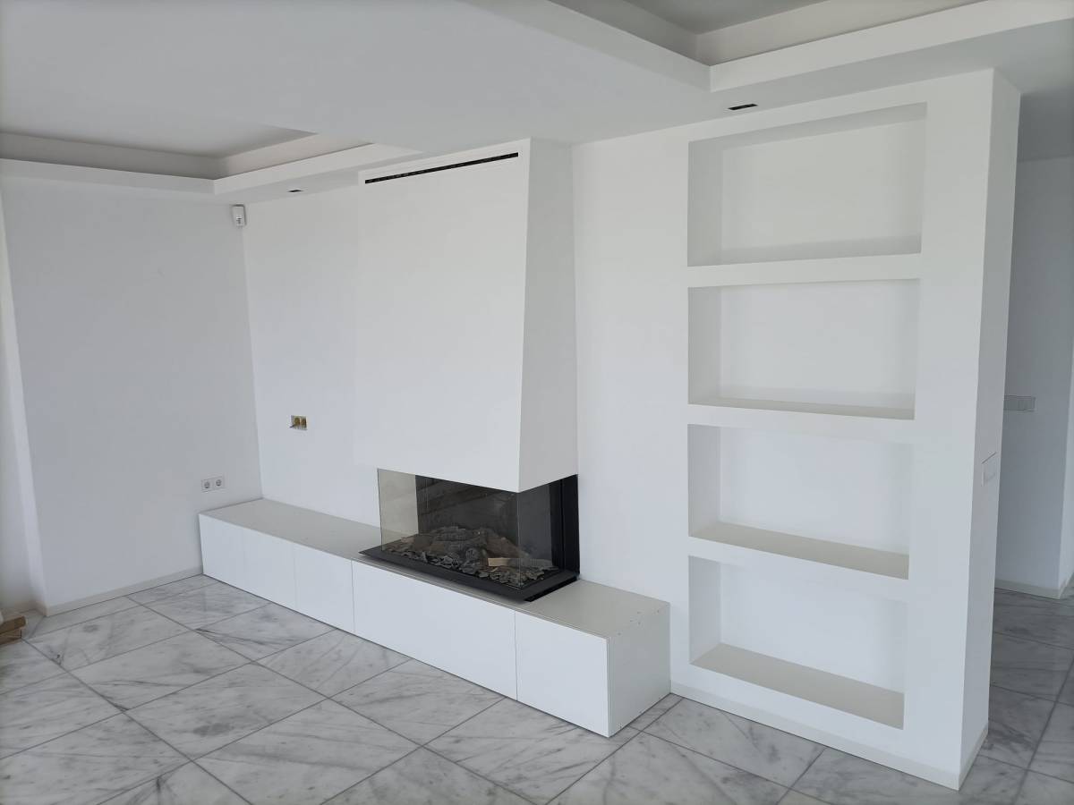 Build It Now - Loulé - Montagem de TV