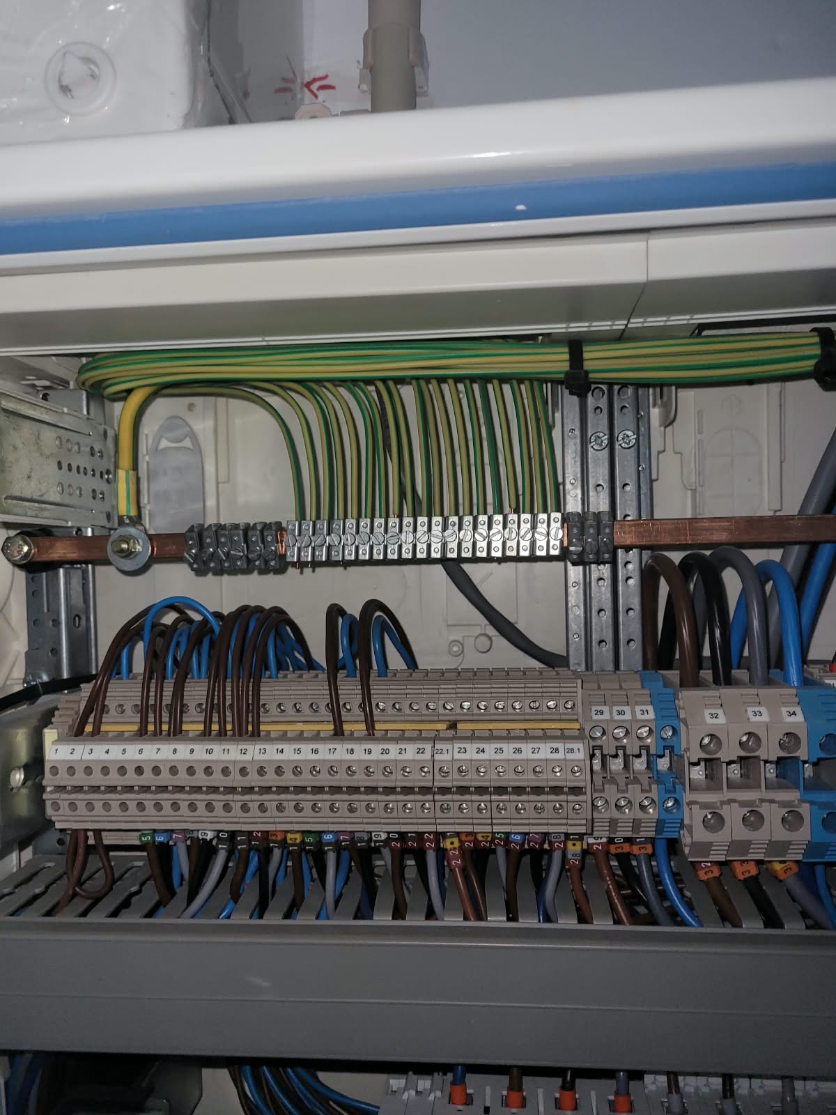 HDFS soluções elétricas ltda. - Moita - Fiação