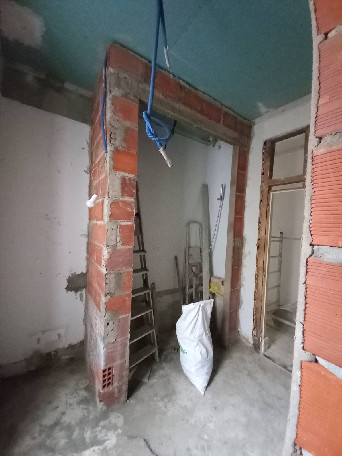 Matheus Gonçalves - Almada - Remodel a Room