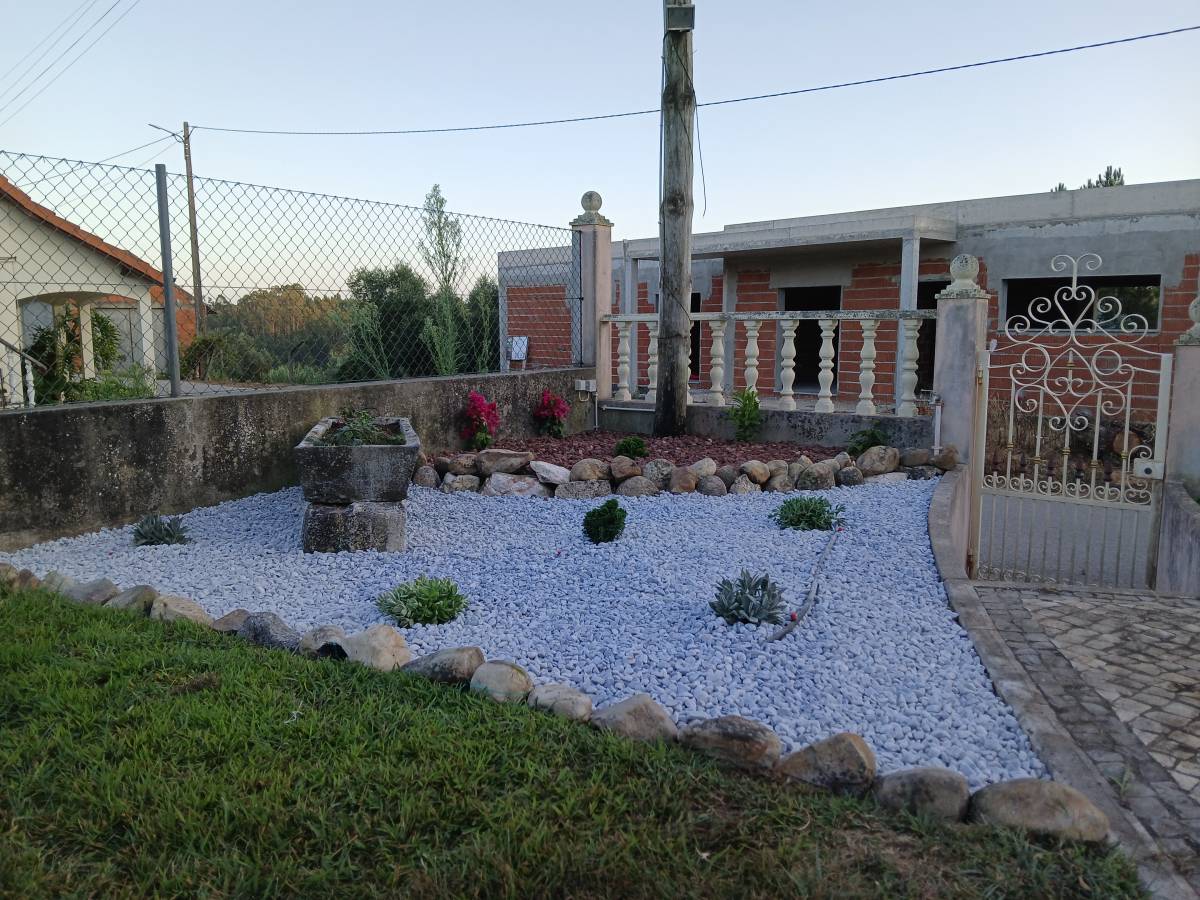 GardenSardet - Leiria - Artificial Turf Installation