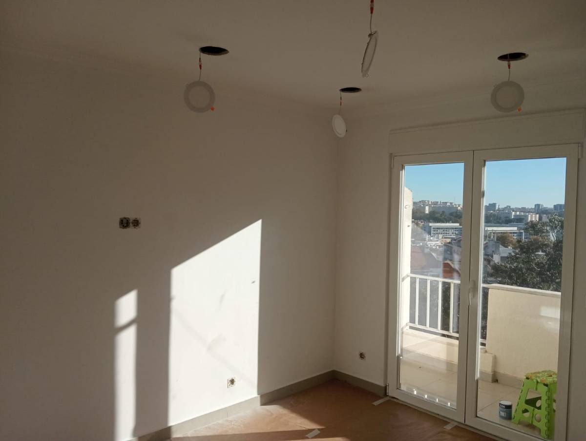 V&L pinturas e remodelaçãoes - Almeirim - Zimmerrenovierung