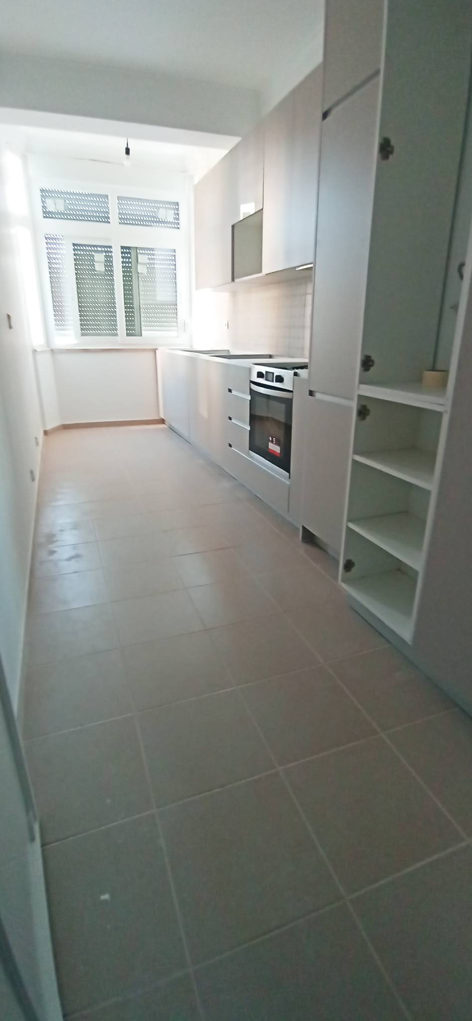 Raiz Quadrada - Lisboa - Armários de Cozinha