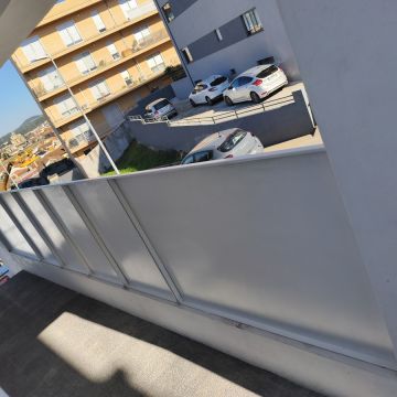 Serralhero montador - Paredes - Kleiderschränke