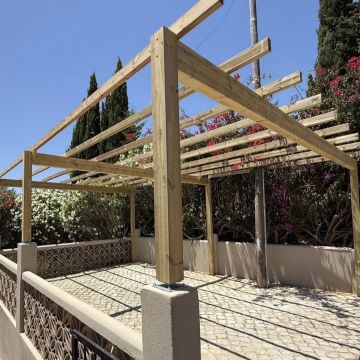 Renato Ferreira - Albufeira - Reparação de Azulejos