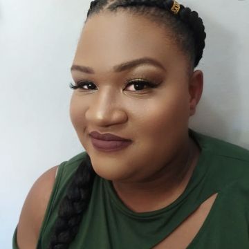 Girl Boss makeup - Odivelas - Make Up Kurse