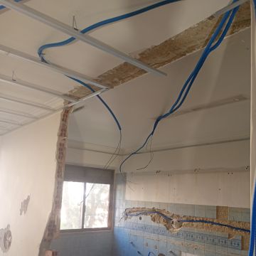 Olívio André - Sines - Installation des Sicherungs- oder Verteilerkastens