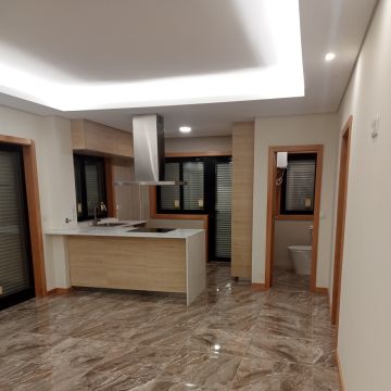 PEREIRA & LANDIM, LDA - Gondomar - Telhados e Coberturas