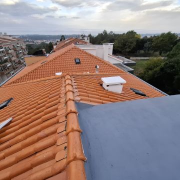Zuka.pt - Coimbra - Instalação de Alcatifa
