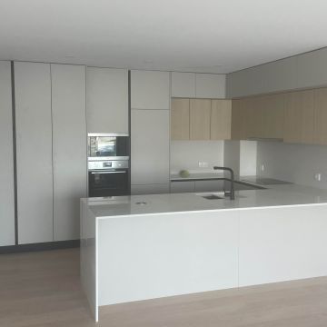 João Miguel - Caldas da Rainha - Schrank umbauen