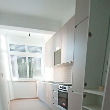 Raiz Quadrada - Lisboa - Armários de Cozinha