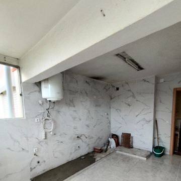Matheus Gonçalves - Almada - Peinture de portes