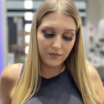 Girl Boss makeup - Odivelas - Schweißkurse