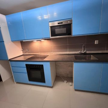 Vaz Constroi - Loures - Remodelação de Armários