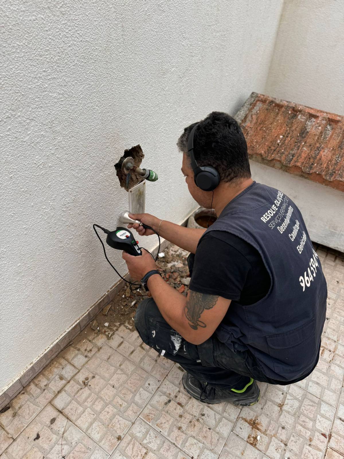 Resolve Soluções 24h - Lisboa - Instalação ou Substituição da Canalização Exterior