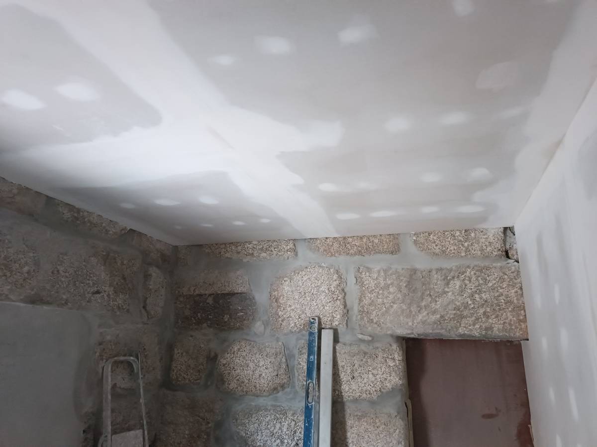 DP RR - Paços de Ferreira - Siding Installation, Repair, or Removal